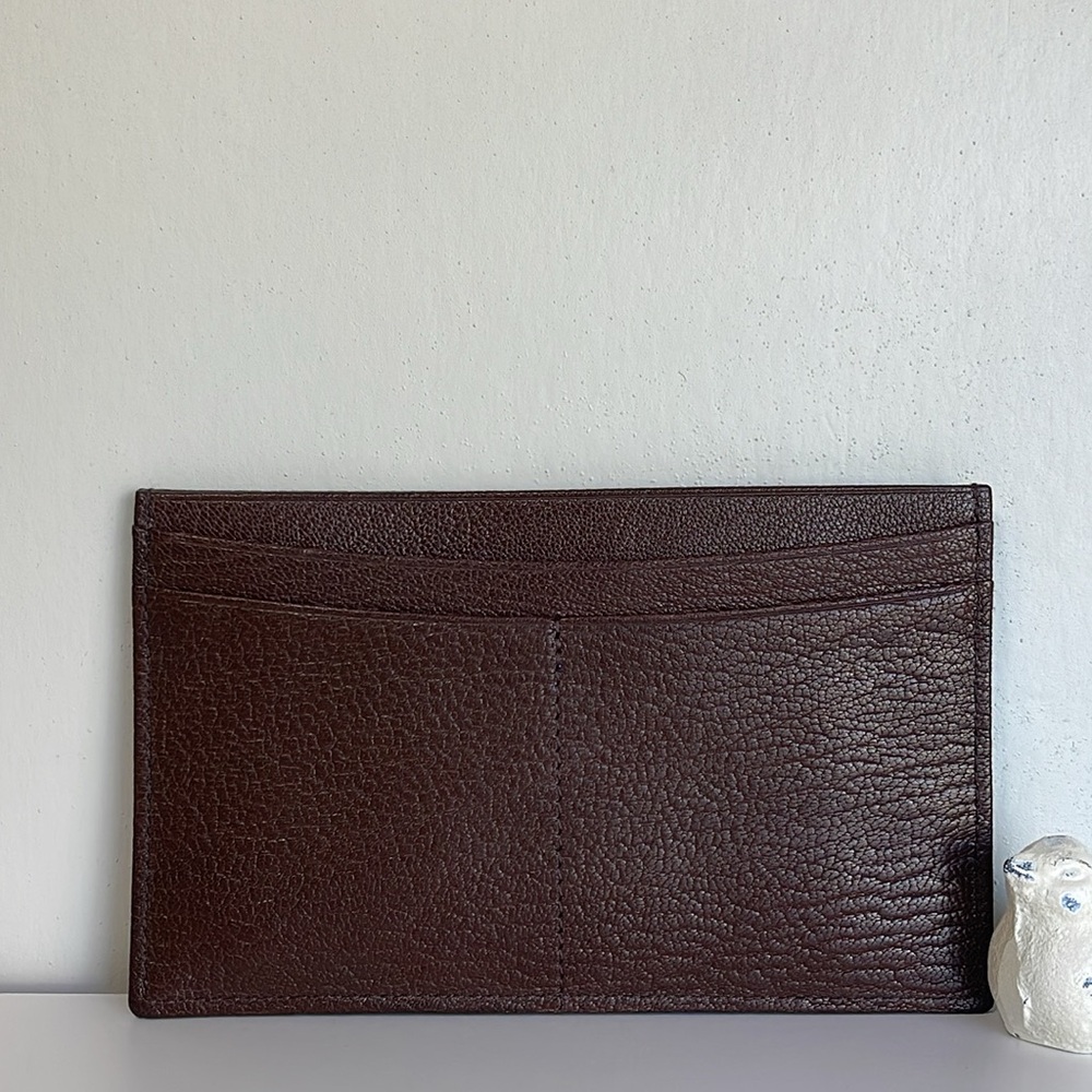 Graphic Image Genuine Goatskin Leather Slim Design Large Card Case